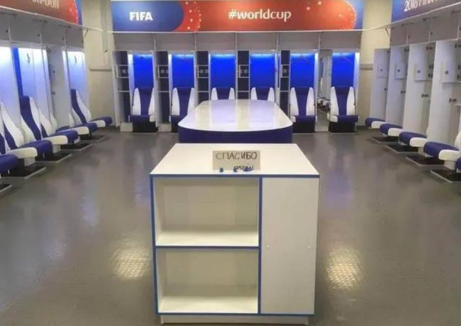 短头发女佣